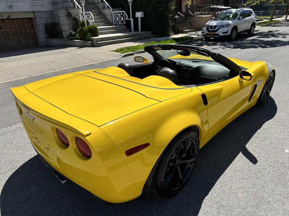 2011 Chevrolet Corvette C6 - Image 15 of 31