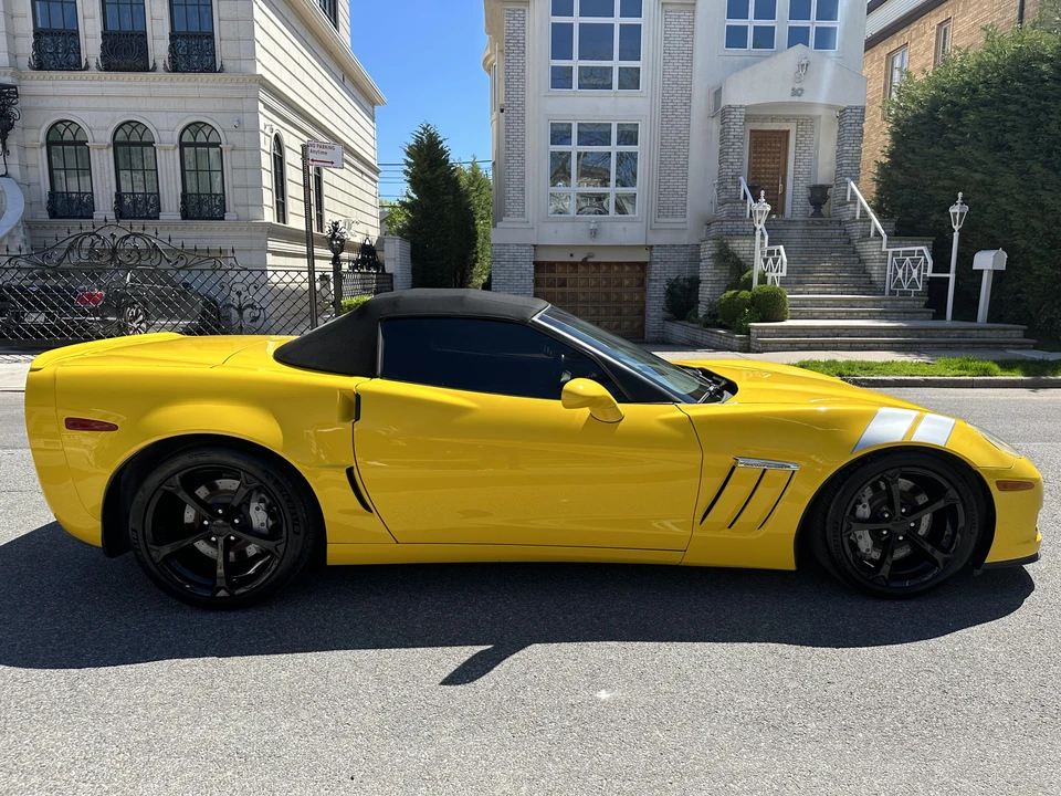 2011 Chevrolet Corvette C6 - Image 28 of 31