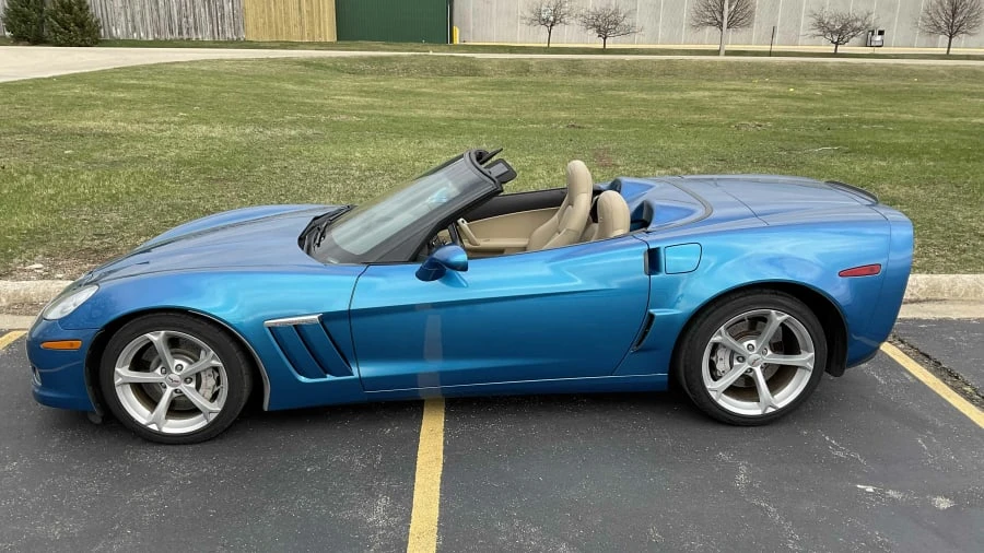 2011 Chevrolet Corvette C6 - Image 2 of 13