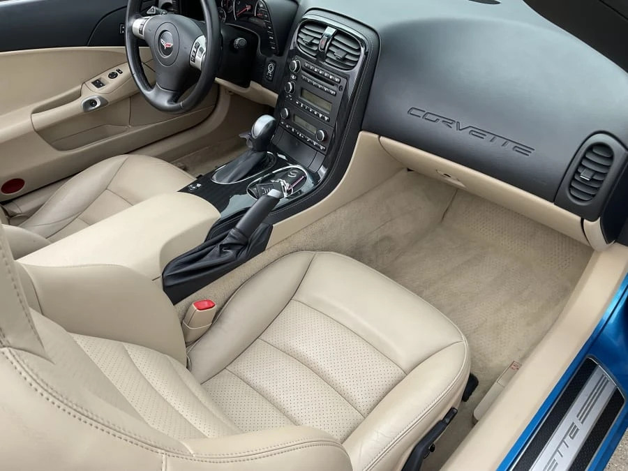 2011 Chevrolet Corvette C6 - Image 7 of 13