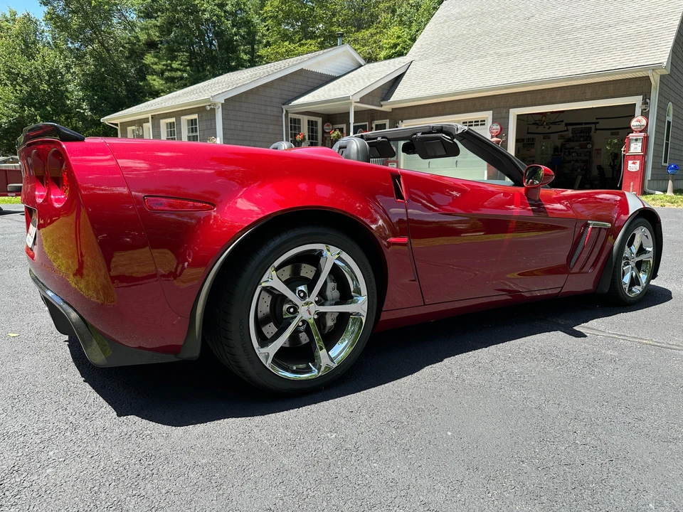 2011 Chevrolet Corvette C6 - Image 8 of 15