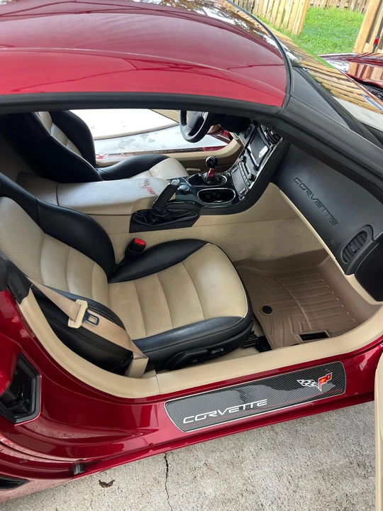 2011 Chevrolet Corvette C6 - Image 27 of 31