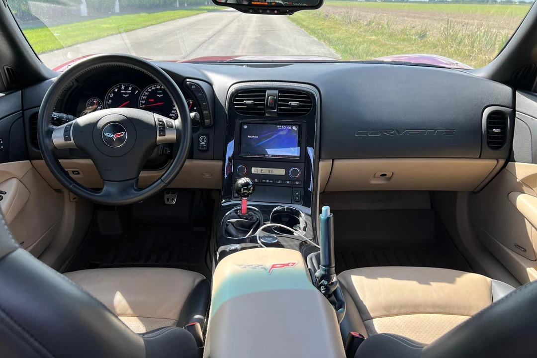 2011 Chevrolet Corvette C6 - Image 22 of 31