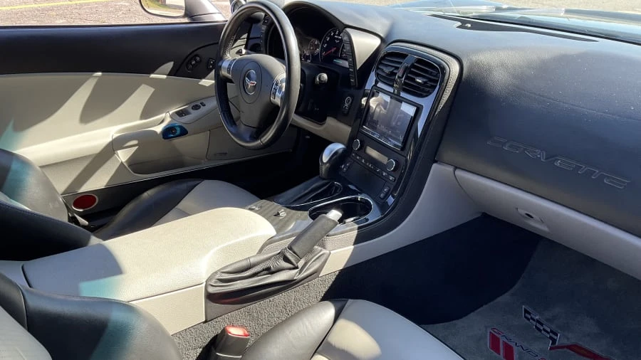 2011 Chevrolet Corvette C6 - Image 12 of 25