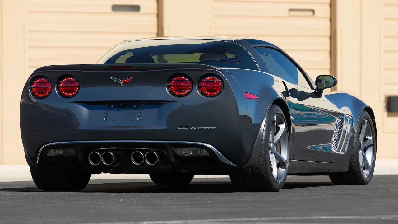 2011 Chevrolet Corvette C6 - Image 3 of 24