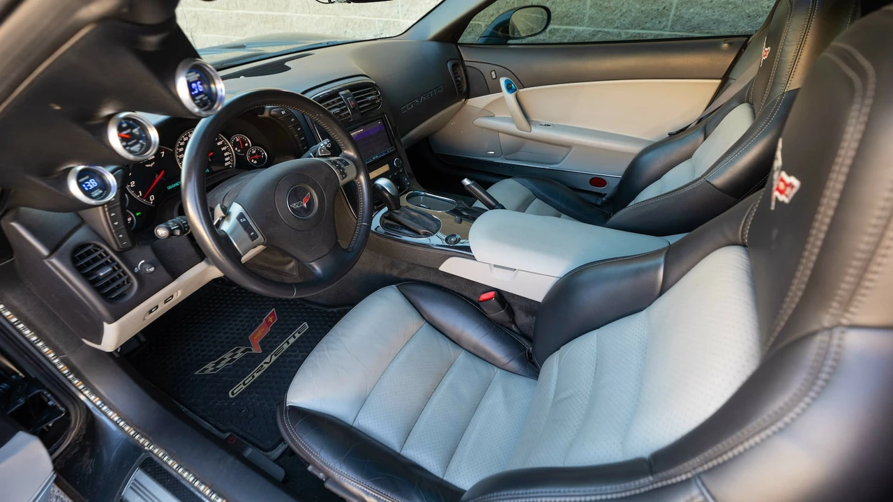 2011 Chevrolet Corvette C6 - Image 4 of 24