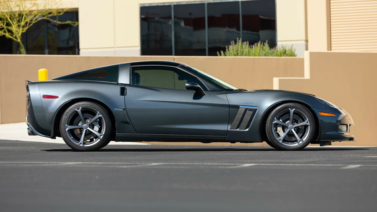 2011 Chevrolet Corvette C6 - Image 8 of 24