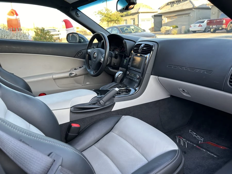 2011 Chevrolet Corvette C6 - Image 7 of 11