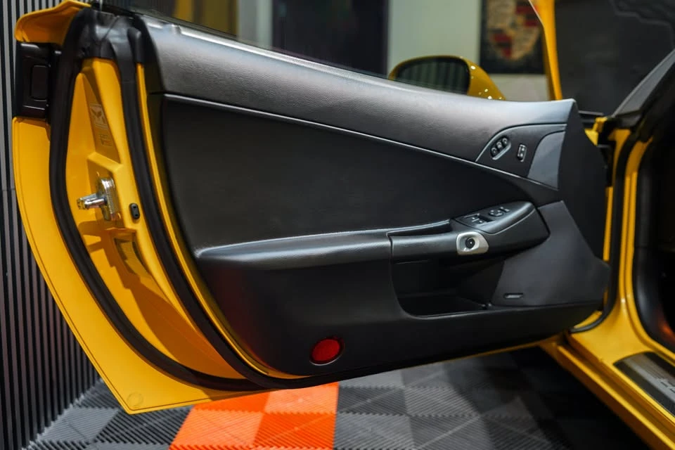 2011 Chevrolet Corvette C6 - Image 13 of 20
