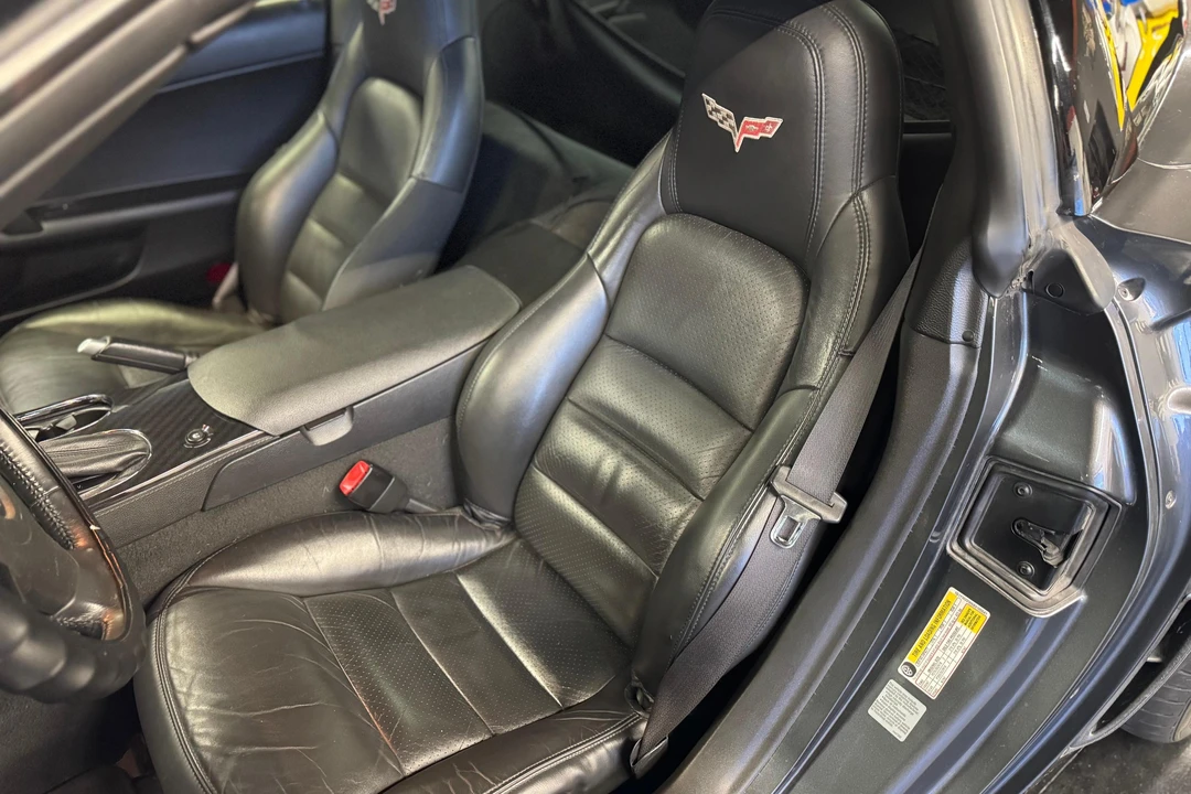 2011 Chevrolet Corvette C6 - Image 27 of 31