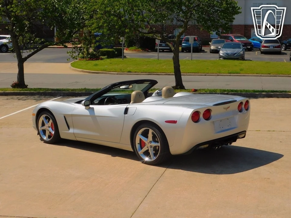 2011 Chevrolet Corvette C6 - Image 20 of 21