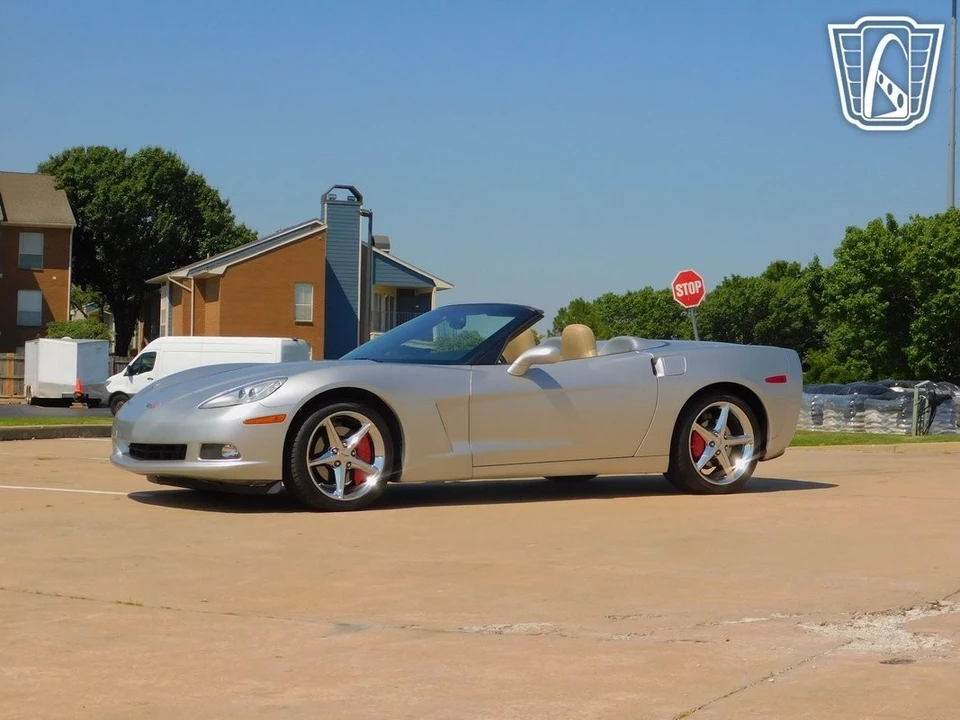 2011 Chevrolet Corvette C6 - Image 7 of 12
