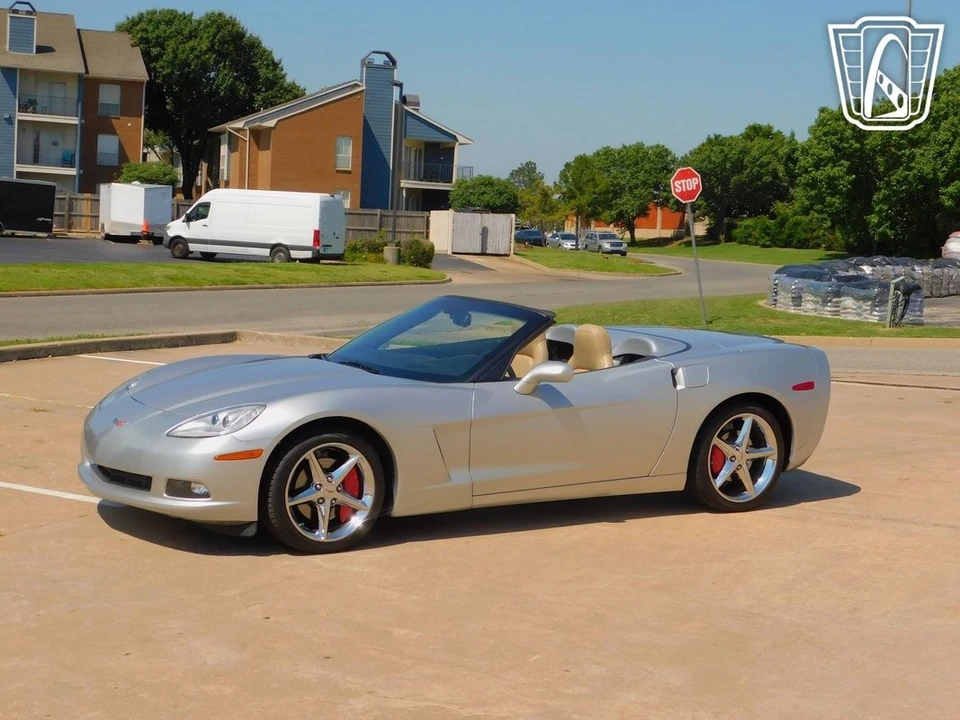 2011 Chevrolet Corvette C6 - Image 8 of 12