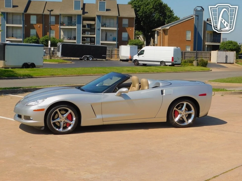2011 Chevrolet Corvette C6 - Image 9 of 12
