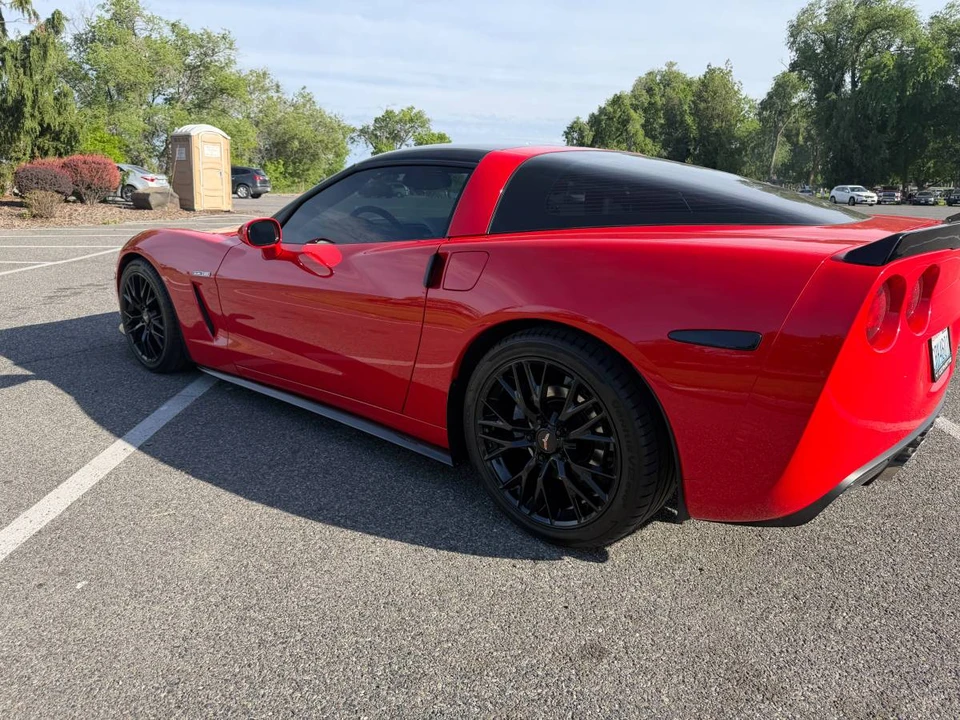 2011 Chevrolet Corvette C6 - Image 4 of 7