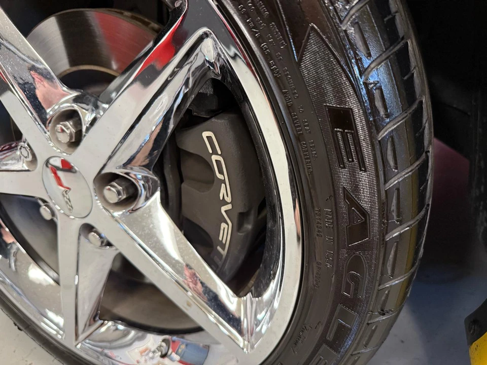 2011 Chevrolet Corvette C6 - Image 20 of 31