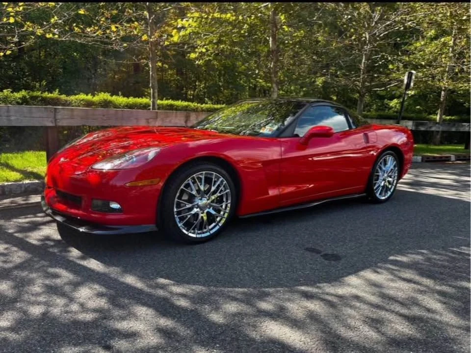 2011 Chevrolet Corvette C6 - Image 2 of 10