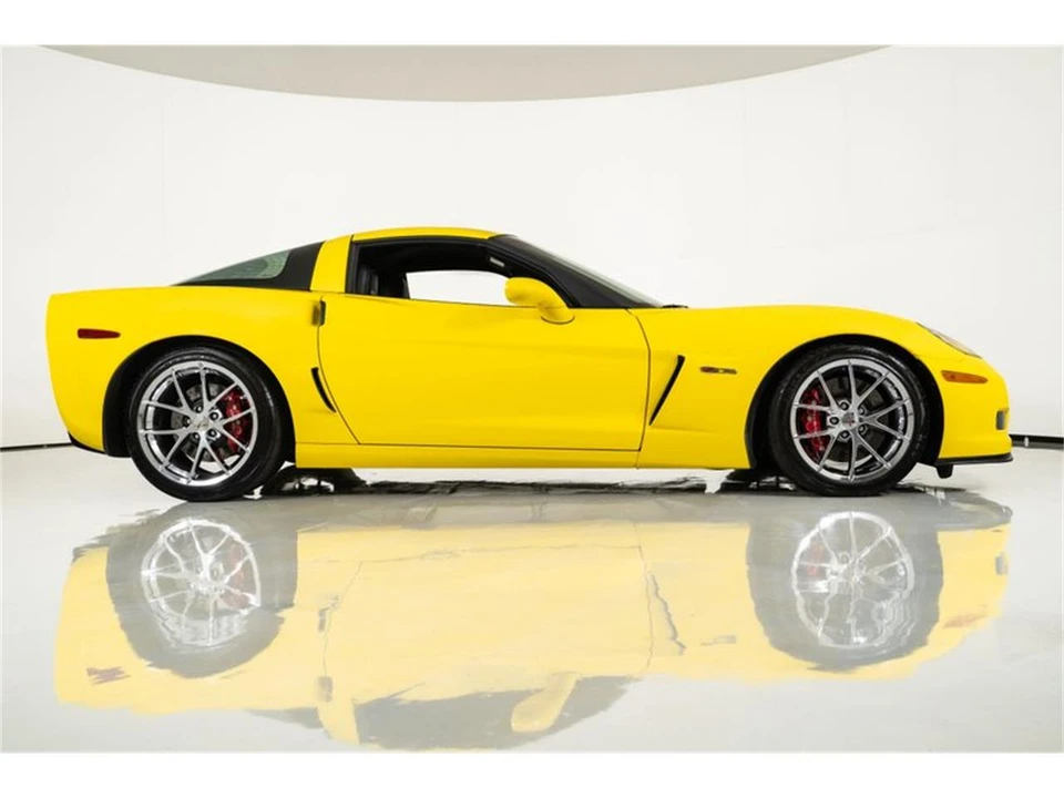 2011 Chevrolet Corvette C6 Z06 - Image 13 of 31