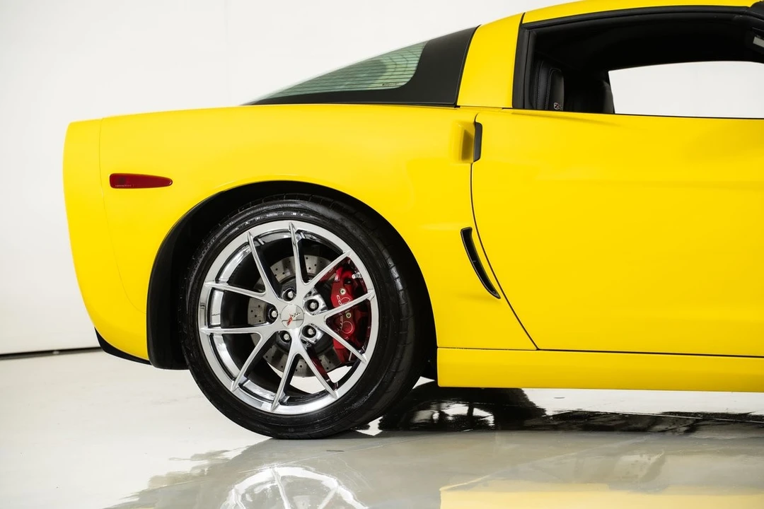 2011 Chevrolet Corvette C6 Z06 - Image 16 of 31