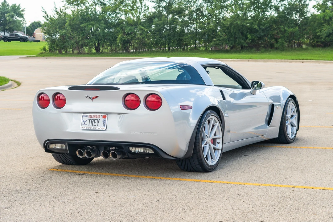 2011 Chevrolet Corvette C6 Z06 - Image 4 of 31