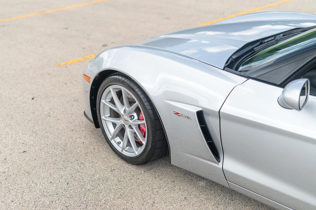 2011 Chevrolet Corvette C6 Z06 - Image 16 of 31