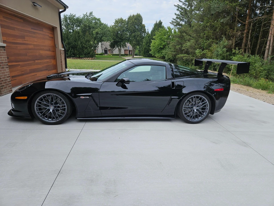 2011 Chevrolet Corvette C6 Z06 - Image 6 of 31