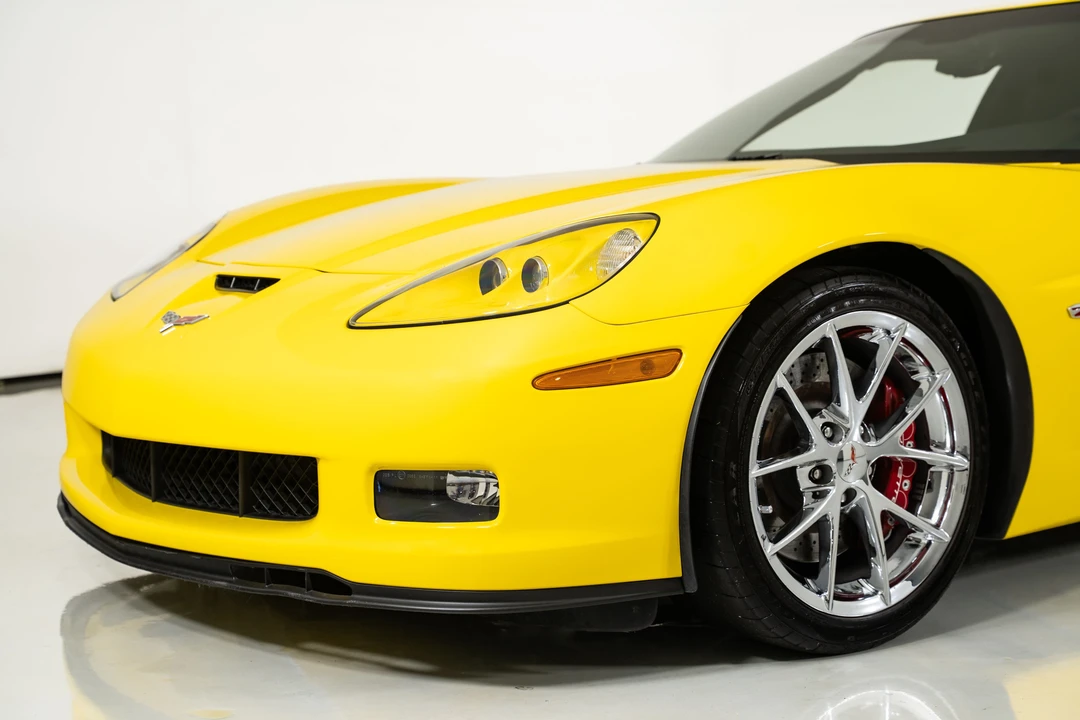 2011 Chevrolet Corvette C6 Z06 - Image 6 of 31