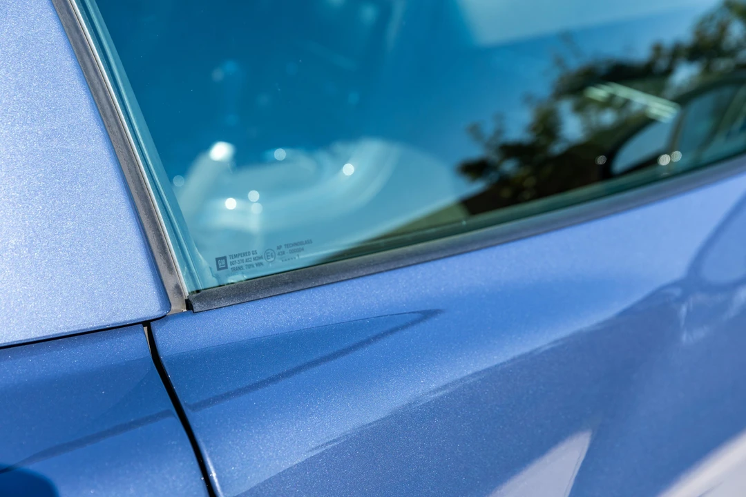 2011 Chevrolet Corvette C6 Z06 - Image 16 of 31