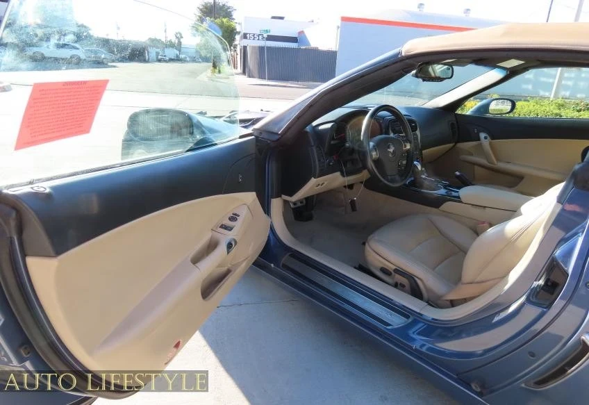 2011 Chevrolet Corvette C6 - Image 17 of 21