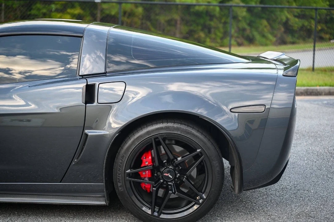 2011 Chevrolet Corvette C6 - Image 19 of 21