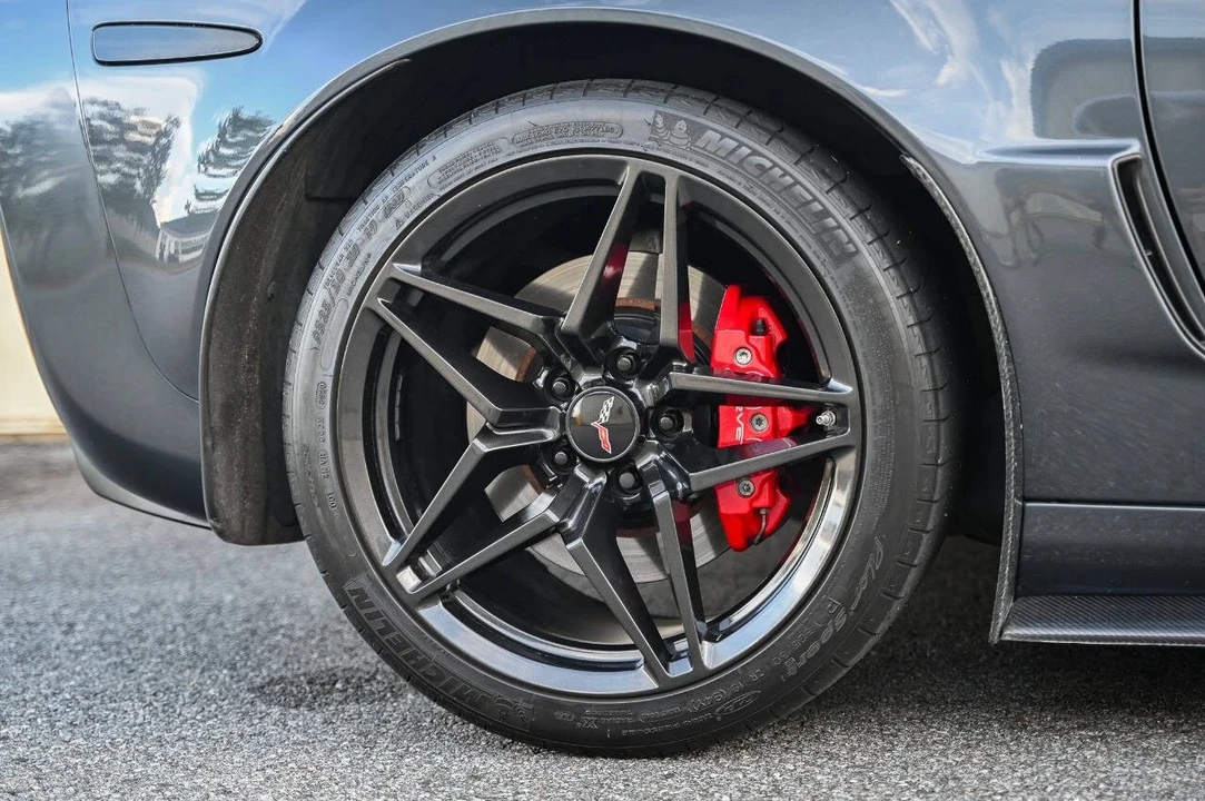 2011 Chevrolet Corvette C6 - Image 9 of 21