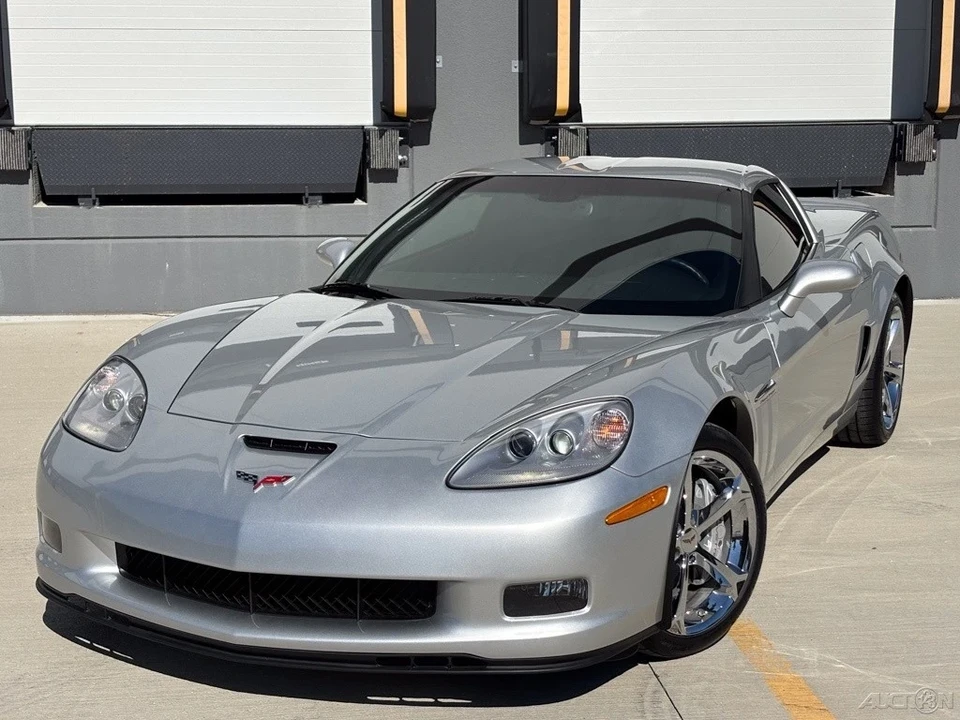 2011 Chevrolet Corvette C6 - Image 2 of 21