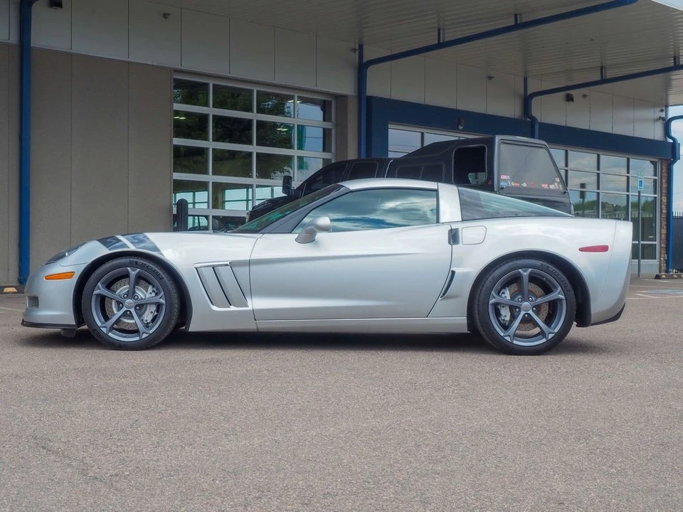 2011 Chevrolet Corvette C6 - Image 11 of 12