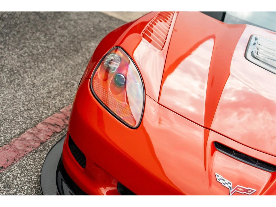 2011 Chevrolet Corvette C6 ZR1 - Image 29 of 31