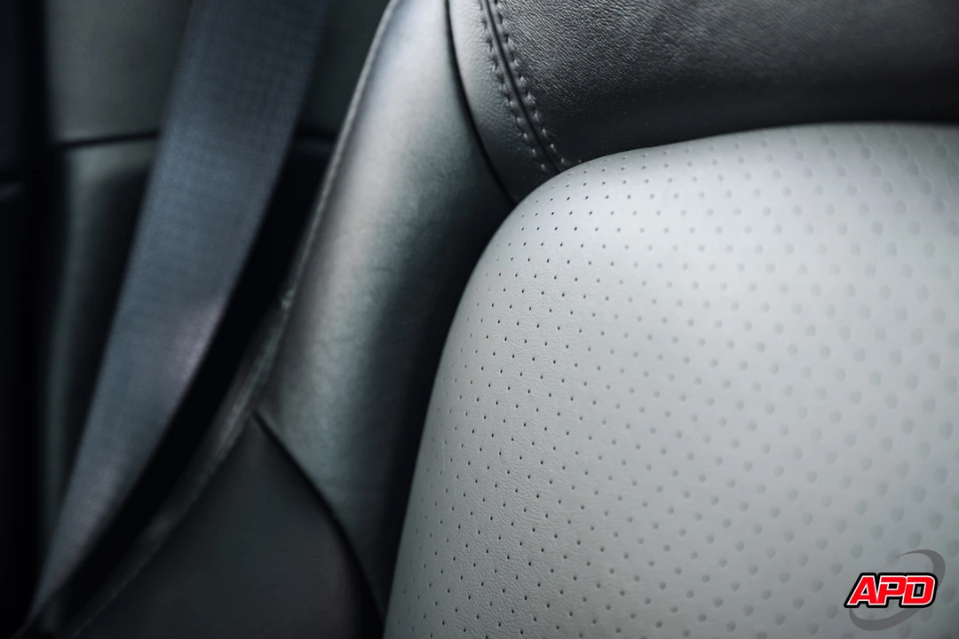 2011 Chevrolet Corvette - Image 26 of 31