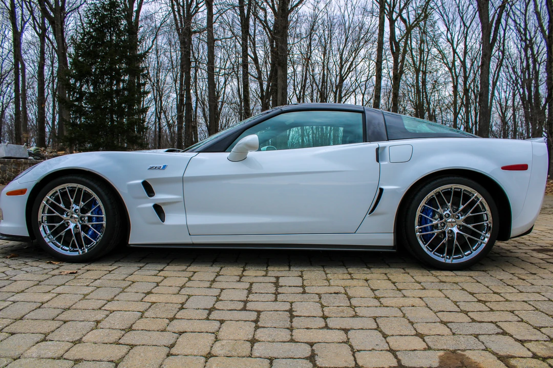 2011 Chevrolet Corvette C6 ZR1 - Image 11 of 24