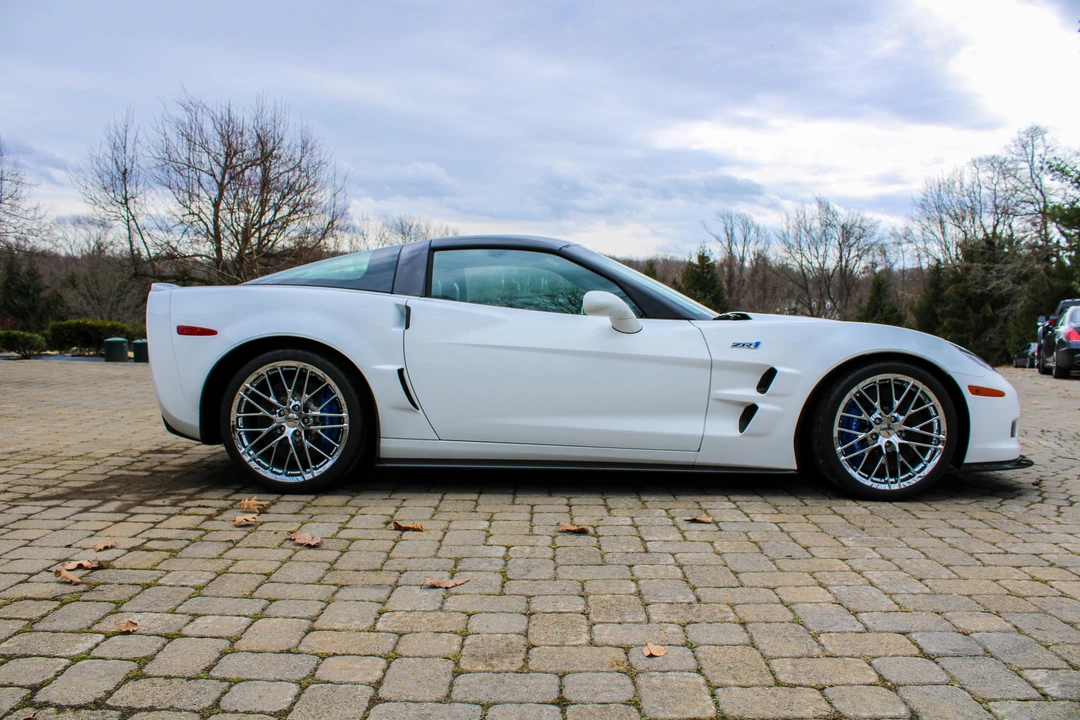 2011 Chevrolet Corvette C6 ZR1 - Image 21 of 24