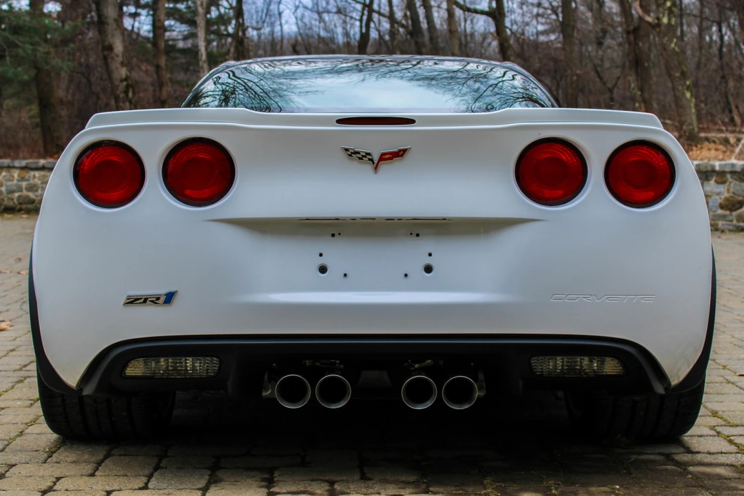 2011 Chevrolet Corvette C6 ZR1 - Image 5 of 24
