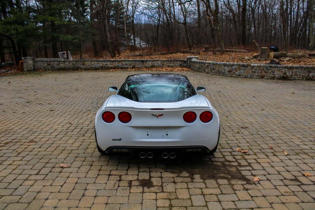 2011 Chevrolet Corvette C6 ZR1 - Image 14 of 24