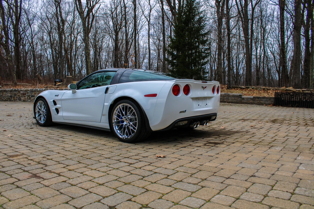 2011 Chevrolet Corvette C6 ZR1 - Image 12 of 24