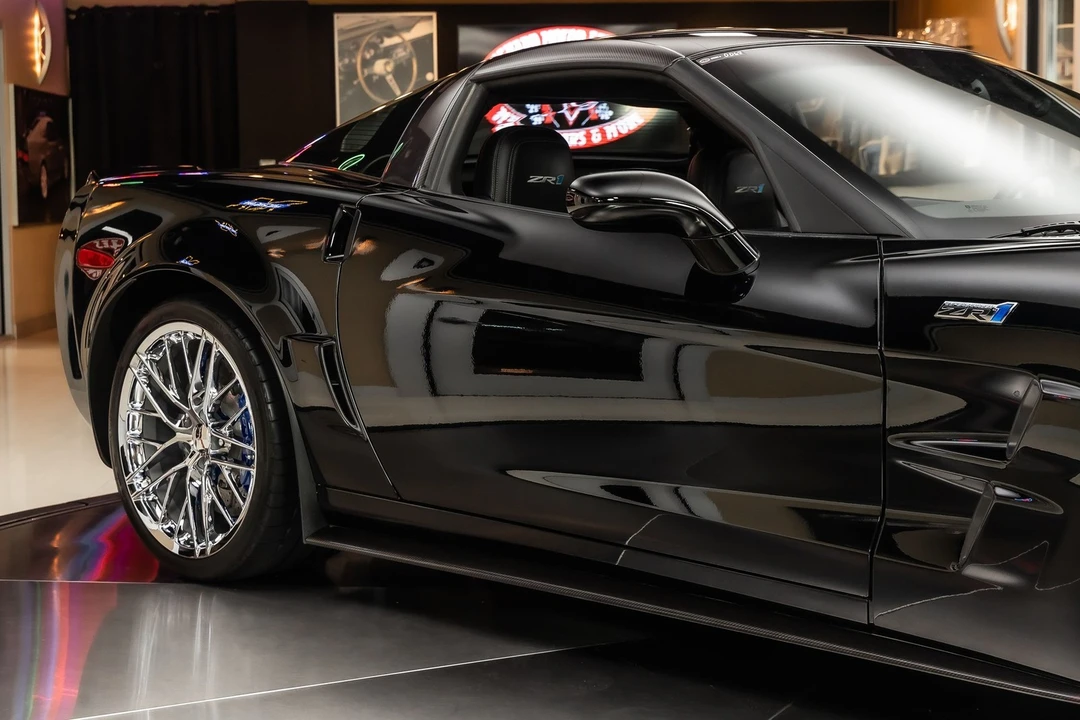 2011 Chevrolet - Image 22 of 24