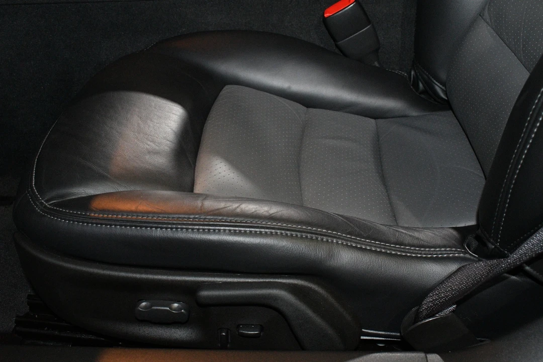 2011 Chevrolet Corvette C6 ZR1 - Image 13 of 31
