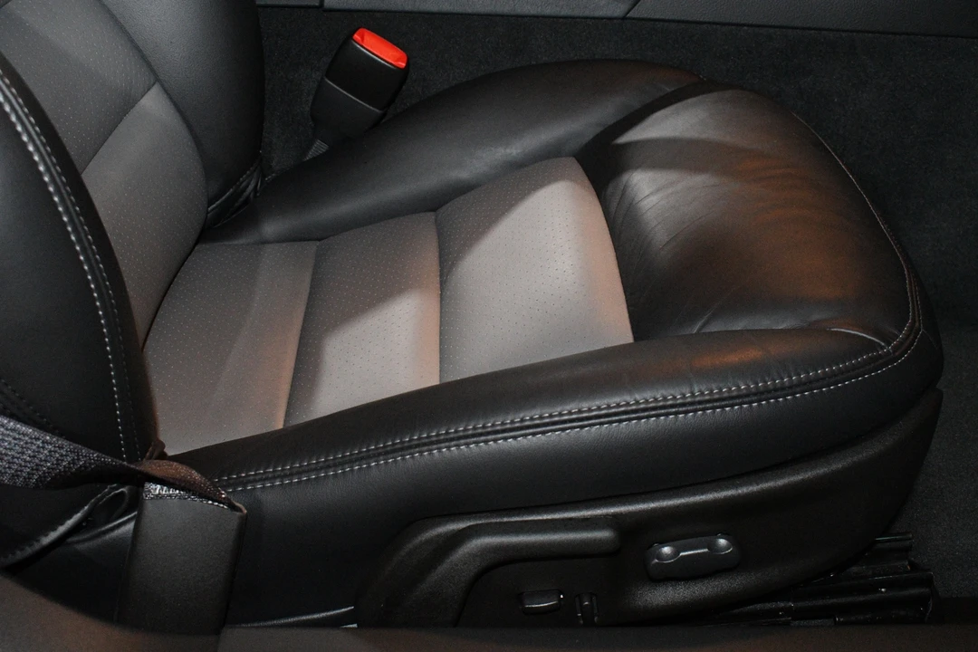 2011 Chevrolet Corvette C6 ZR1 - Image 14 of 31