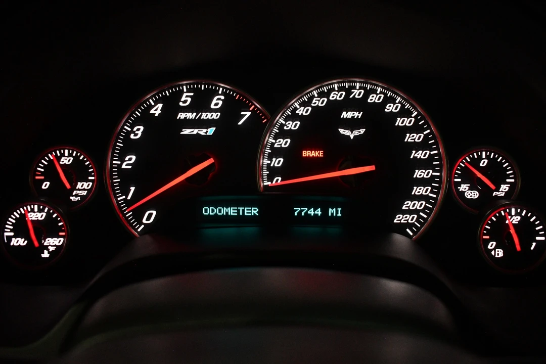 2011 Chevrolet Corvette C6 ZR1 - Image 25 of 31