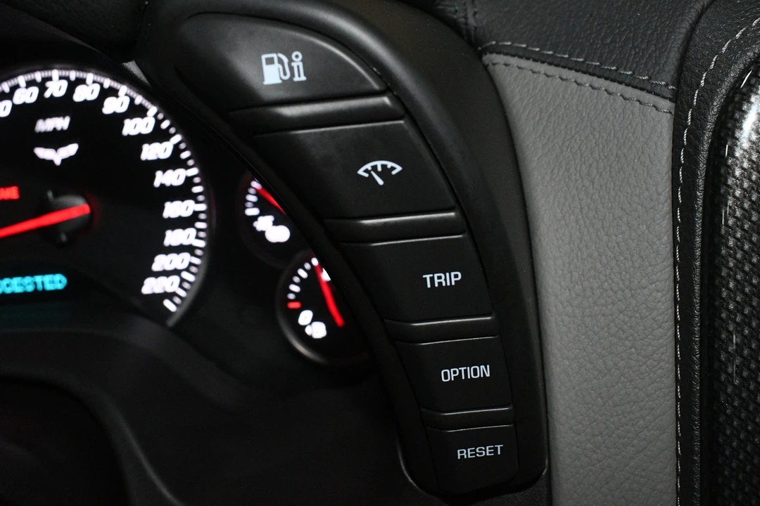 2011 Chevrolet Corvette C6 ZR1 - Image 28 of 31