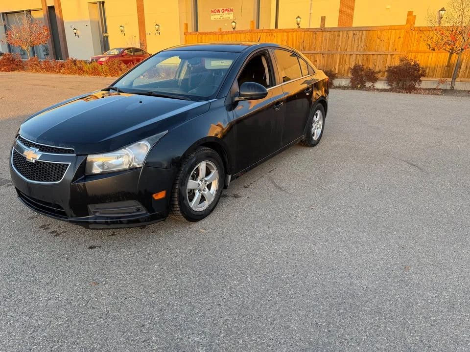 2011 Chevrolet Cruze - Image 2 of 13