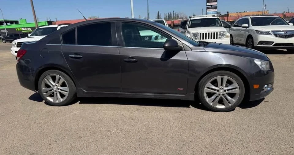 2011 Chevrolet Cruze - Image 3 of 11