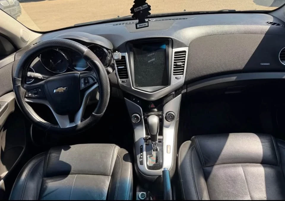 2011 Chevrolet Cruze - Image 9 of 11