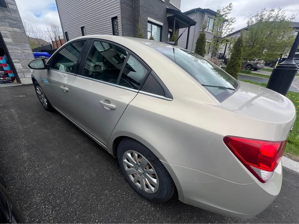 2011 Chevrolet Cruze - Image 6 of 11