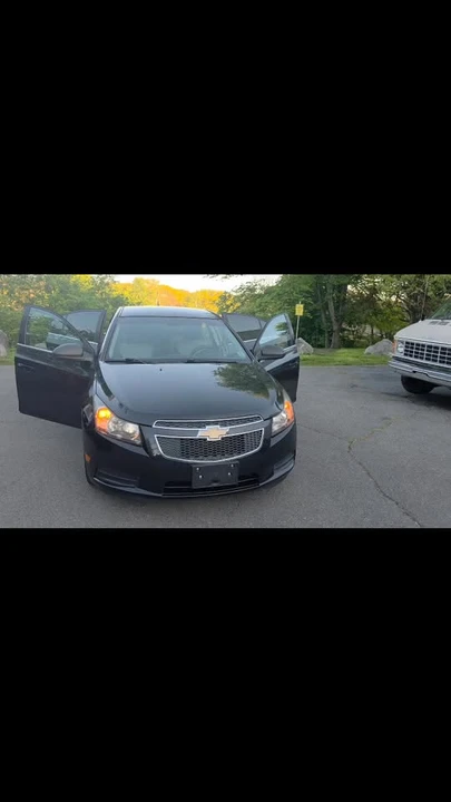 2011 Chevrolet Cruze - Image 3 of 3